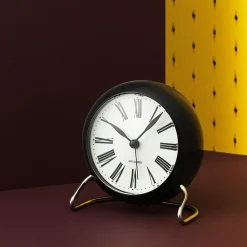 Arne Jacobsen Roman Bordur Ø11 cm hvid/sort | Køb her Clearance