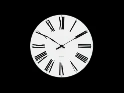 Arne Jacobsen Roman Vægur Ø16 cm hvid/sort | Køb her