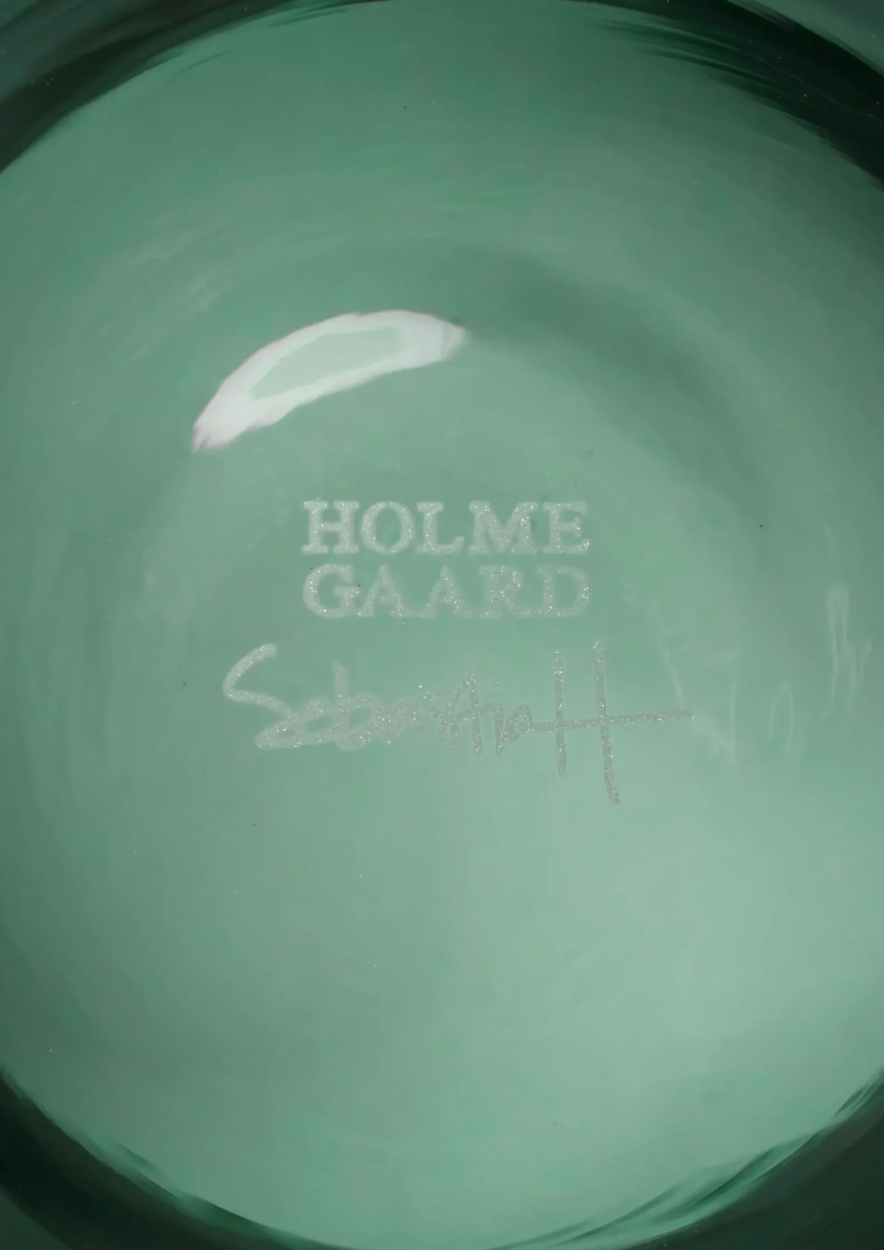 Holmegaard Vase H21 cm i grøn fra serien ARC | Køb her Outlet