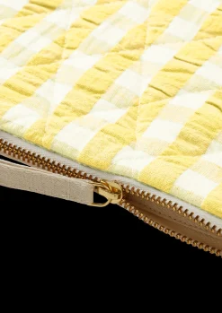 JUNA Bæk&Bølge Dalila Toiletbag 20x14 cm gul/hvid | Køb her Online