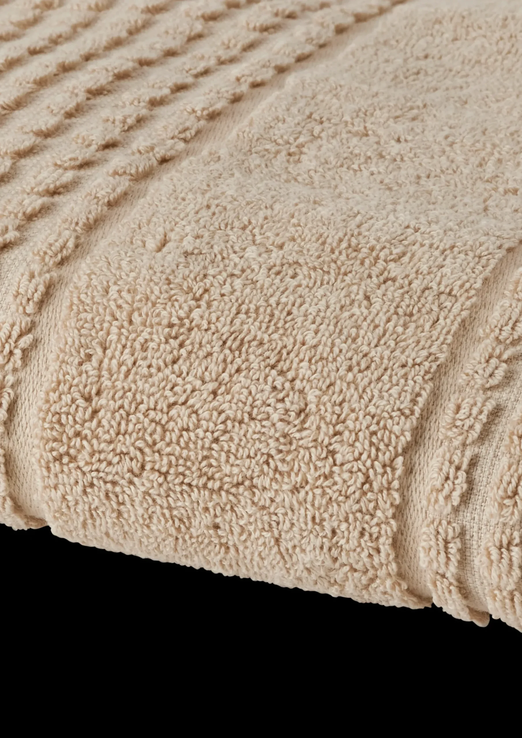 JUNA Håndklæde 50x100 cm i sand fra serien Check | Køb her Outlet