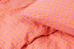 JUNA Sengetøj 220x220 cm i rosa fra serien Bæk&Bølge Outlet