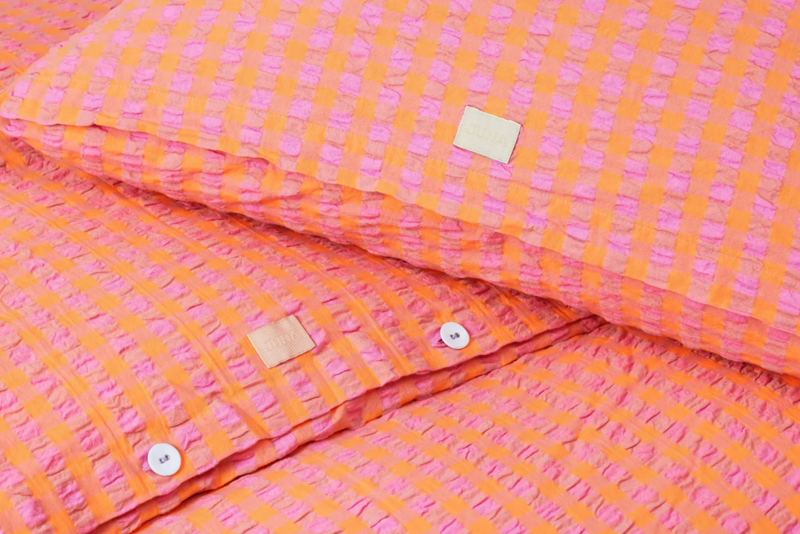 JUNA Sengetøj 140x220 cm i rosa fra serien Bæk&Bølge Outlet