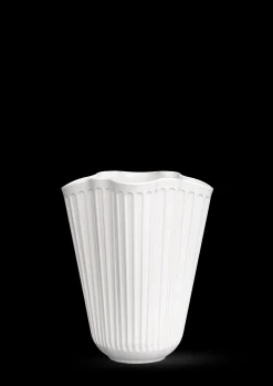 Kähler Unfold Vase H16.5 cm i hvid fra serien Hammershøi Best