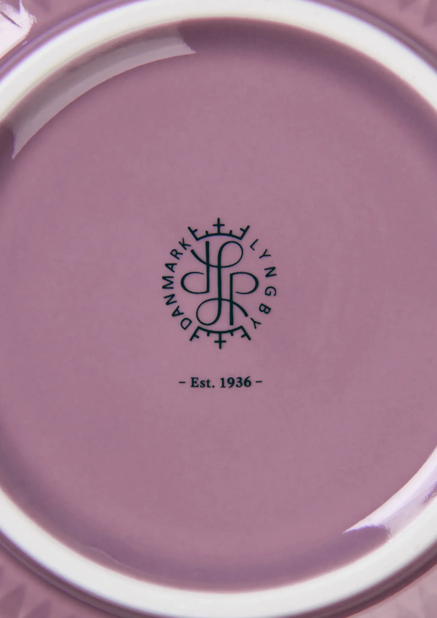 Lyngby Porcelæn Rhombe Color Skål Ø15.5 cm lilla | Køb her Outlet