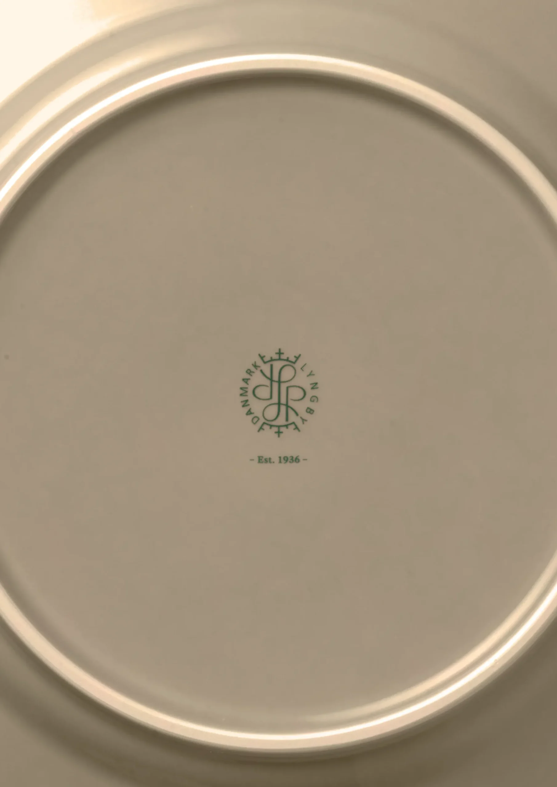 Lyngby Porcelæn Rhombe Earth Frokosttallerken Ø23 cm clay New